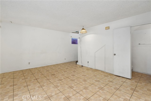 Detail Gallery Image 7 of 36 For 1197 E 9th St #4,  Pomona,  CA 91766 - 3 Beds | 2 Baths