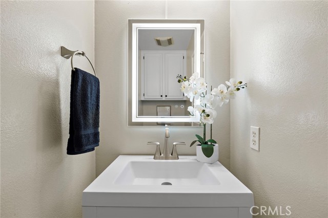 Detail Gallery Image 17 of 39 For 9 Paseo Acebo, Rancho Santa Margarita,  CA 92688 - 4 Beds | 2/1 Baths