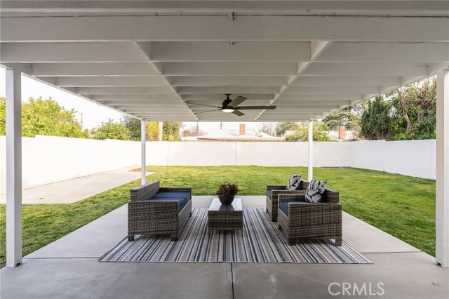Detail Gallery Image 35 of 51 For 7048 Mclennan Ave, Lake Balboa,  CA 91406 - 4 Beds | 2 Baths