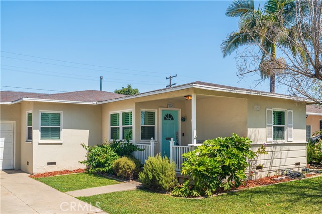 622 S Indiana Street, Anaheim CA: https://media.crmls.org/medias/66ea9bee-d5e9-4f1b-9f85-c9493f5a4e30.jpg