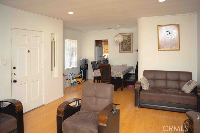 Image 3 for 6031 Beck Ave, North Hollywood, CA 91606