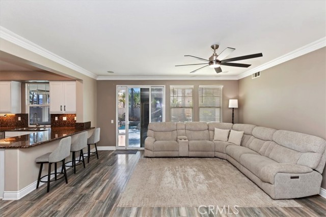 8214 Lavender Lane, Riverside CA: https://media.crmls.org/medias/66eb13cd-0ede-4117-8608-3b6c3f17f76d.jpg