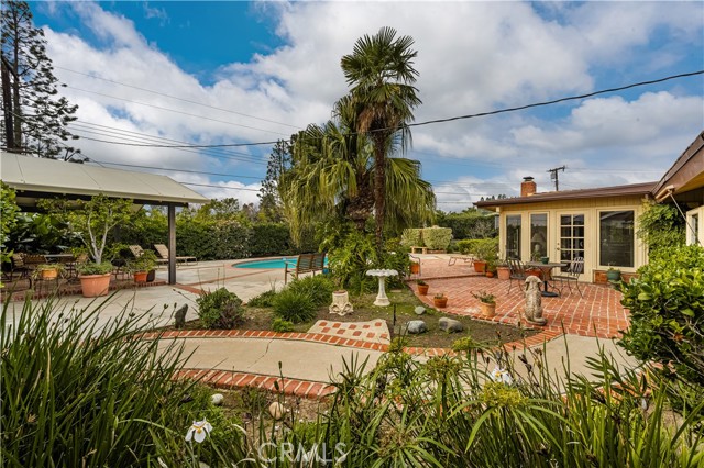 Detail Gallery Image 20 of 31 For 1142 Appian, Santa Ana,  CA 92705 - 4 Beds | 3 Baths