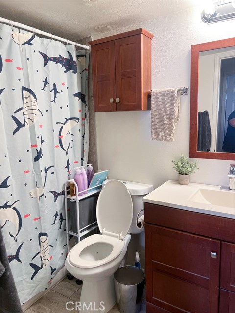 Detail Gallery Image 14 of 17 For 327 Chestnut Ave #201,  Long Beach,  CA 90802 - 2 Beds | 2 Baths