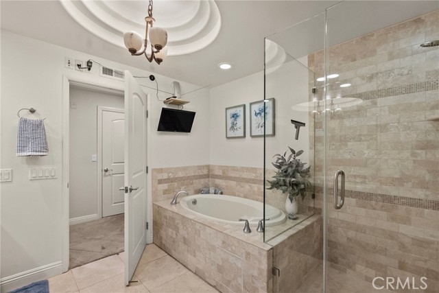 Detail Gallery Image 16 of 32 For 12044 Hoffman St #204,  Studio City,  CA 91604 - 3 Beds | 3 Baths