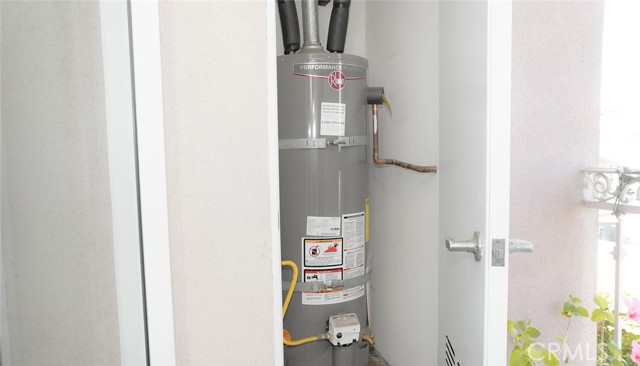 Detail Gallery Image 28 of 74 For 17888 Alburtis Ave. #A207, Artesia,  CA 90701 - 2 Beds | 1 Baths