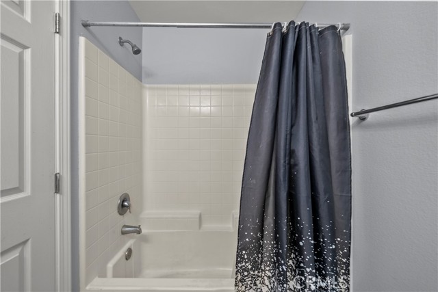 14552 Foothill photo 27