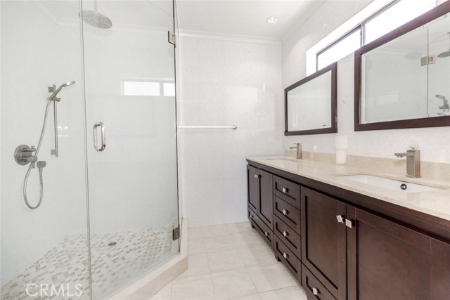 5340 Wilkinson Avenue, North Hollywood CA: https://media.crmls.org/medias/66edfd69-ba9f-42d6-8105-0b09e7d40765.jpg