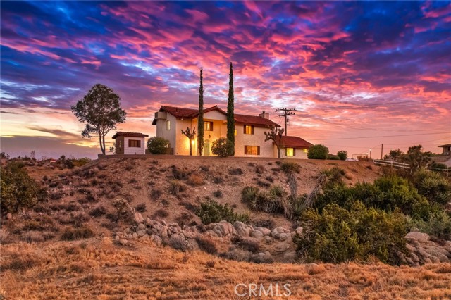 Detail Gallery Image 12 of 75 For 6107 Mandarin Rd, Yucca Valley,  CA 92284 - 3 Beds | 3/1 Baths