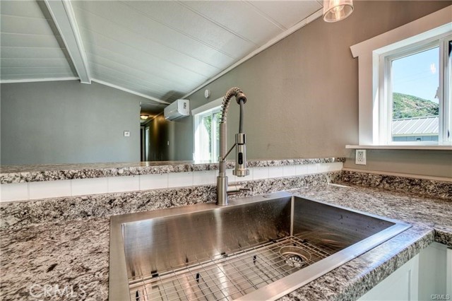 Detail Gallery Image 17 of 34 For 5305 Blue Lakes Rd #4,  Upper Lake,  CA 95485 - 2 Beds | 1 Baths