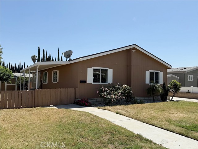 Detail Gallery Image 1 of 26 For 5800 Hamner Ave #471,  Corona,  CA 91752 - 3 Beds | 2 Baths