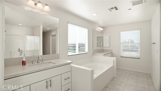 Detail Gallery Image 40 of 75 For 4727 W Vahan Ct, Lancaster,  CA 93536 - 5 Beds | 4 Baths