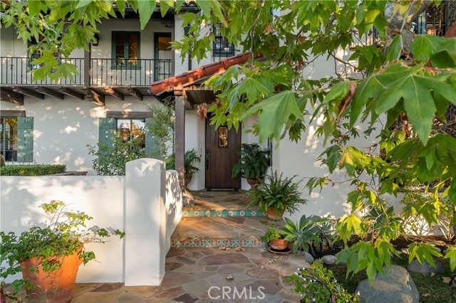 Detail Gallery Image 2 of 53 For 11572 Cielo Pl, North Tustin,  CA 92705 - 4 Beds | 3/1 Baths