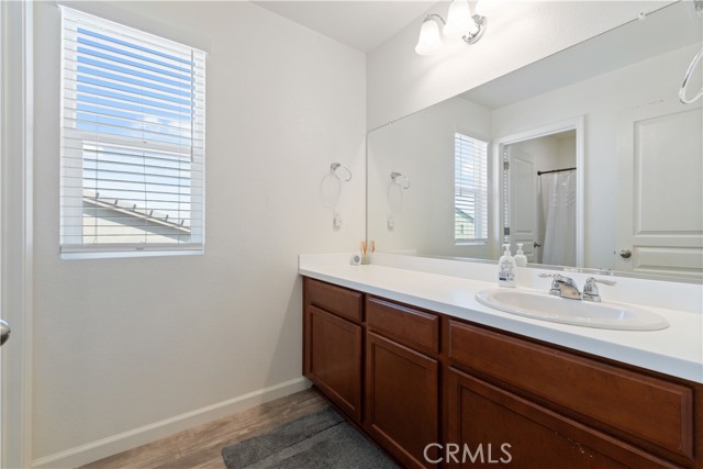 Detail Gallery Image 19 of 55 For 802 Reisling, Coalinga,  CA 93210 - 5 Beds | 3 Baths