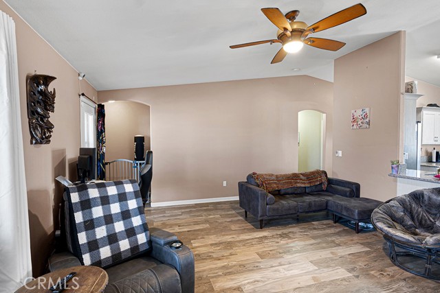 Detail Gallery Image 12 of 38 For 8137 Kalmia Ave, California City,  CA 93505 - 4 Beds | 2 Baths