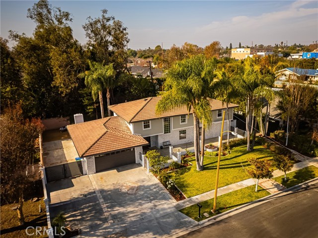 Detail Gallery Image 58 of 75 For 13391 Gimbert Ln, North Tustin,  CA 92705 - 5 Beds | 3/1 Baths