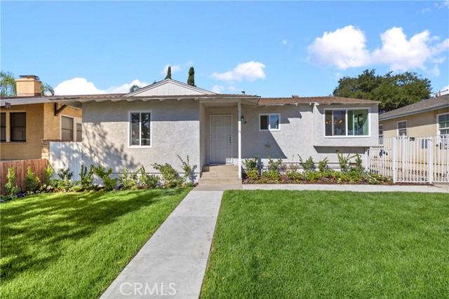 Detail Gallery Image 14 of 71 For 415 E Walnut, Monrovia,  CA 91016 - 6 Beds | 2 Baths