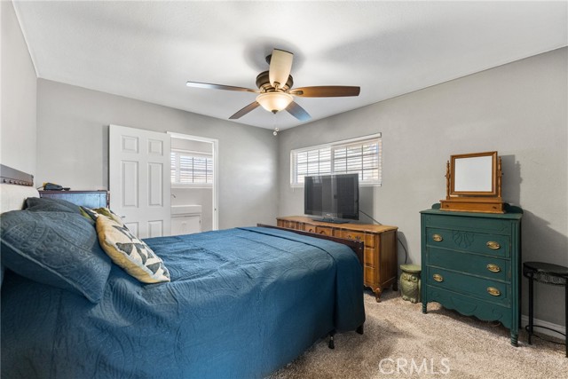 Image 14 of 43 For 5361 Cedar  