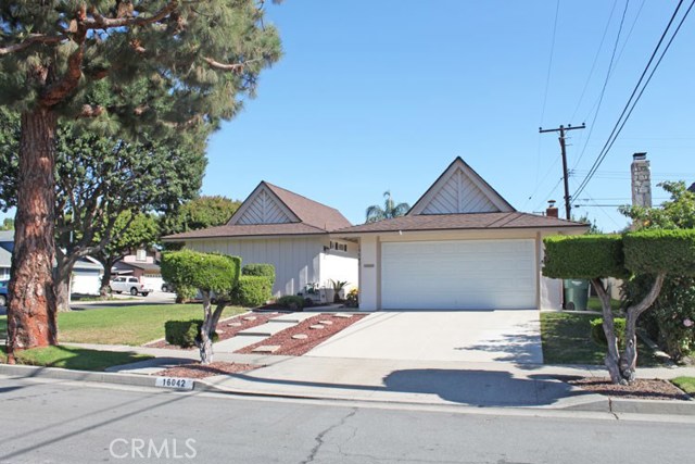 16042 Windemeir Ln, Huntington Beach, CA 92647