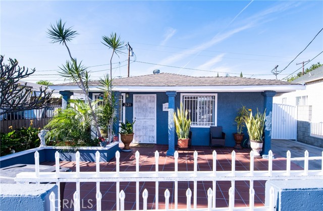 Detail Gallery Image 3 of 30 For 2121 E Shauer, Compton,  CA 90222 - 4 Beds | 2 Baths