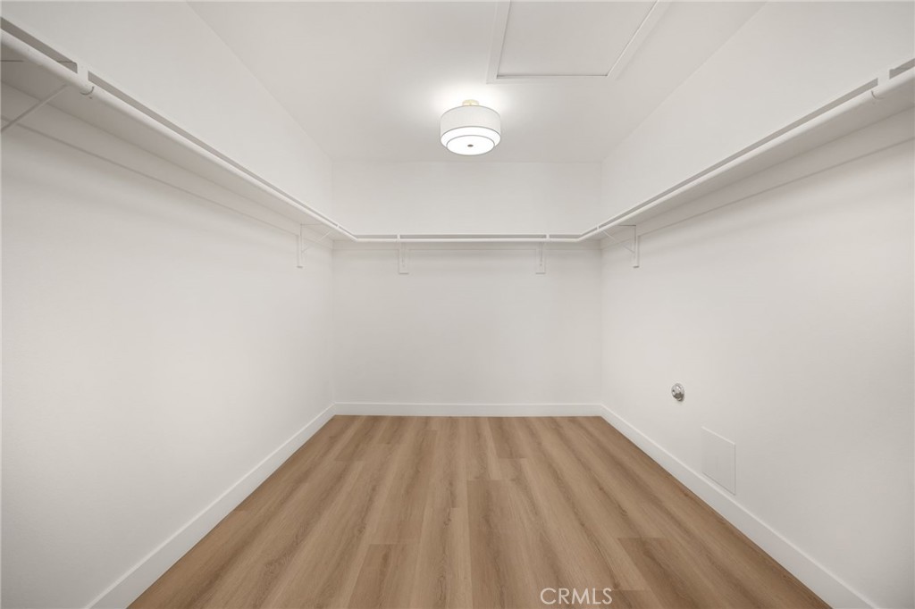 https://media.crmls.org/medias/66f5327b-ce95-45ec-a9e0-59c91c3013ae.jpg?preset=X-Large
