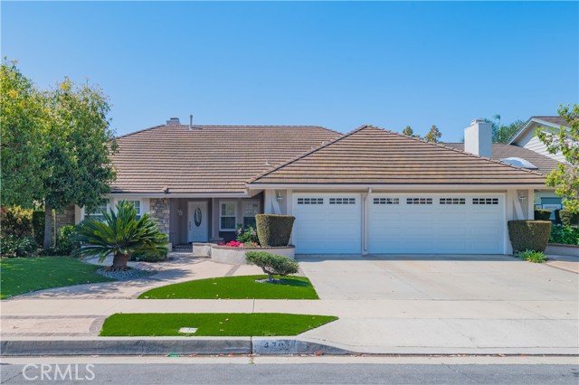 Detail Gallery Image 2 of 37 For 4702 E Golden Eagle Ave, Orange,  CA 92869 - 3 Beds | 2 Baths