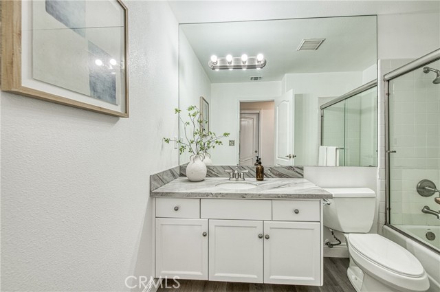 Detail Gallery Image 14 of 25 For 9225 N Bramwell St, Fresno,  CA 93720 - 3 Beds | 2 Baths