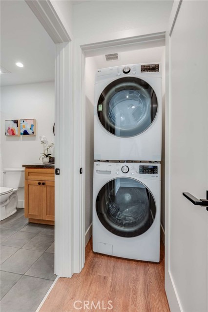 Detail Gallery Image 14 of 30 For 127 E Foothill Bld a,  Glendora,  CA 91741 - 1 Beds | 1 Baths