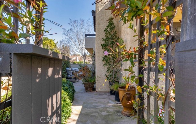 Detail Gallery Image 28 of 30 For 1202 Monte Sereno Dr, Thousand Oaks,  CA 91360 - 2 Beds | 2/1 Baths