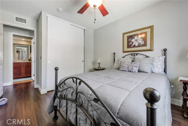 22075 Naples Drive, Moreno Valley CA: https://media.crmls.org/medias/66f7db2b-d93a-42cf-9246-34fc531c9b9d.jpg