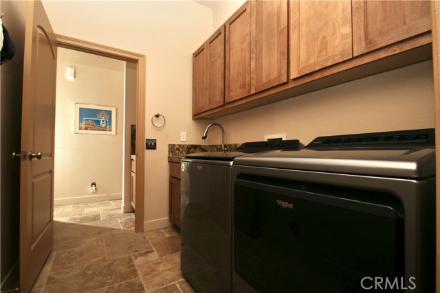 7125 Sunny Vista Road, Joshua Tree CA: https://media.crmls.org/medias/66f84bf8-b616-4cac-aef2-1752d9c75029.jpg