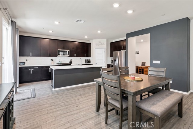 32942 Forgecroft Street, Menifee CA: https://media.crmls.org/medias/66f9cd9c-f00d-4954-ae35-81289ad41d15.jpg
