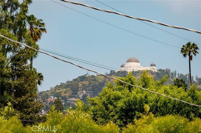 Detail Gallery Image 39 of 39 For 1949 N Catalina Street, –,  CA 90027 - 6 Beds | 5 Baths