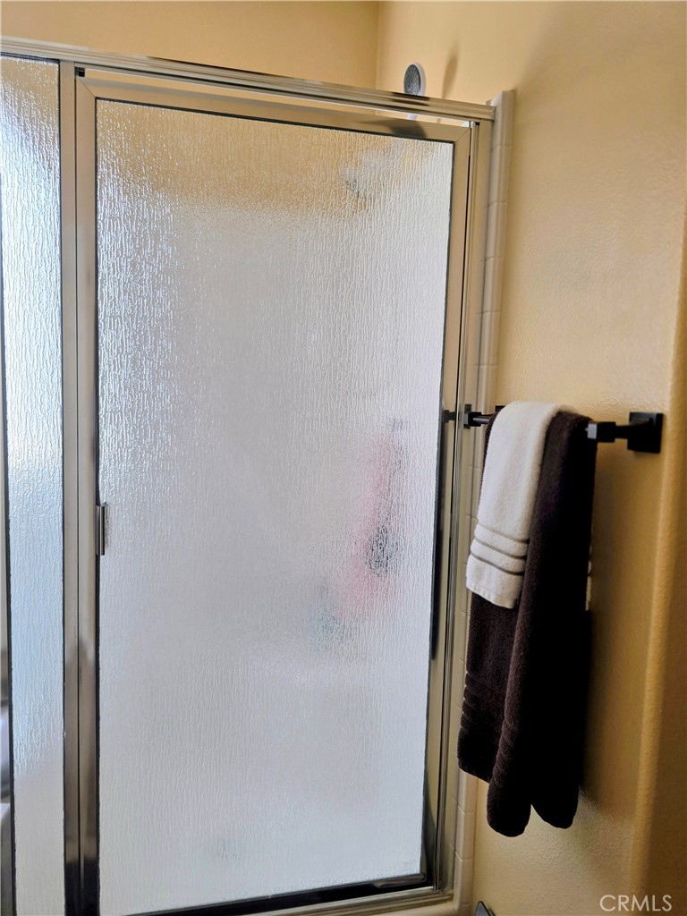 https://media.crmls.org/medias/66fa3599-d45f-4571-9a1c-58bda10ba9d2.jpg?preset=X-Large