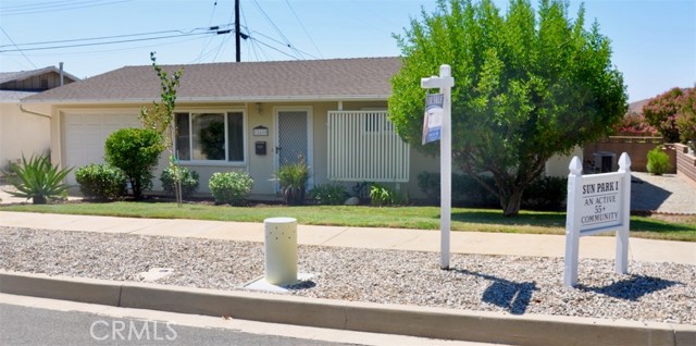 11610 Dodd Street, Yucaipa CA: https://media.crmls.org/medias/66fa4f17-d39c-49fb-9e14-794f0f4aa6af.jpg