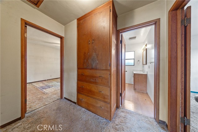 725 Michigan Avenue, Beaumont CA: https://media.crmls.org/medias/66fa5902-d62c-4a6a-9e65-a6905836e9fb.jpg