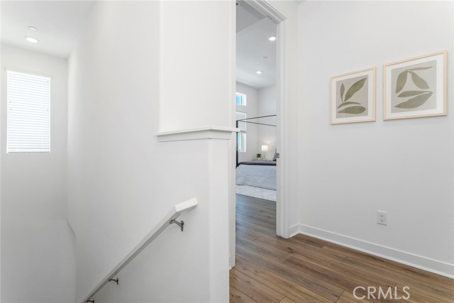Detail Gallery Image 33 of 75 For 27554 Sparrow Ct, Valencia,  CA 91381 - 3 Beds | 2/1 Baths