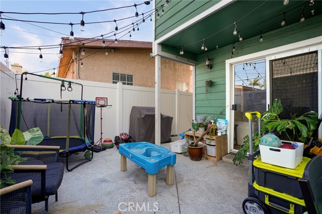 1827 Gramercy Avenue photo 23