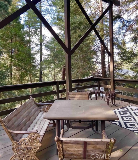 Huge Lower deck