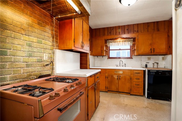 5493 Cerritos Avenue, Long Beach, California 90805, 3 Bedrooms Bedrooms, ,1 BathroomBathrooms,Single Family Residence,For Sale,Cerritos,OC25176019