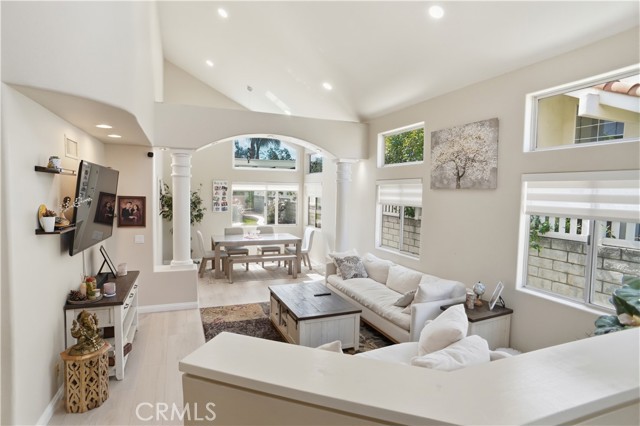 Detail Gallery Image 2 of 30 For 25550 Longfellow Place, Stevenson Ranch,  CA 91381 - 4 Beds | 3 Baths