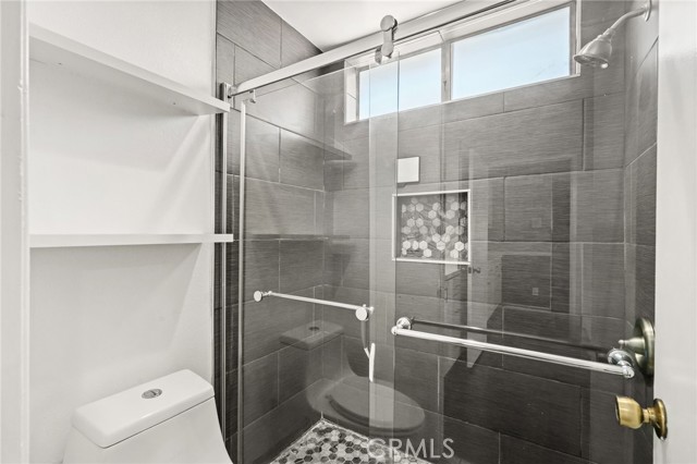 Detail Gallery Image 12 of 20 For 5500 Lindley #209,  Encino,  CA 91316 - 1 Beds | 1 Baths