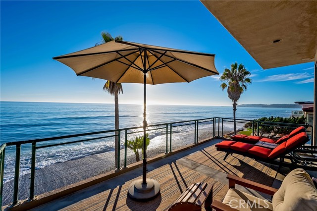 Detail Gallery Image 10 of 55 For 35121 Beach Rd, Dana Point,  CA 92624 - 5 Beds | 5/2 Baths