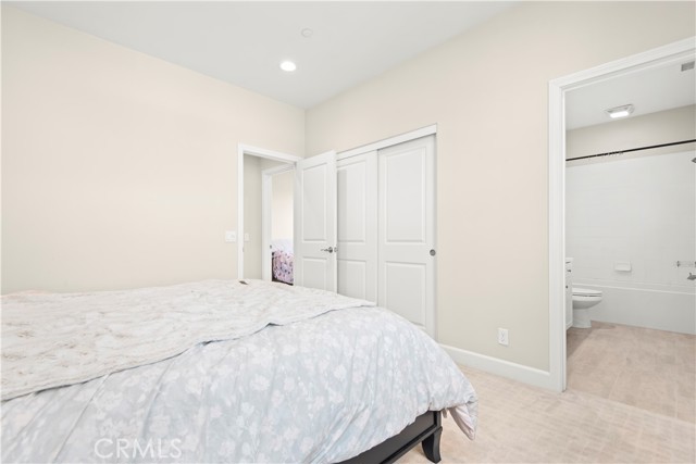 Detail Gallery Image 23 of 42 For 72 Granite, Irvine,  CA 92620 - 3 Beds | 3/1 Baths