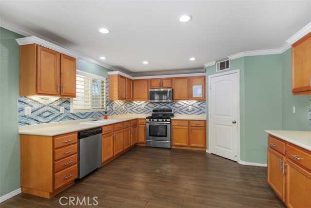 Detail Gallery Image 10 of 33 For 4310 Almaterra, Perris,  CA 92571 - 5 Beds | 3 Baths