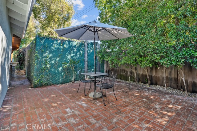 Detail Gallery Image 21 of 57 For 10132 Wish Ave, Northridge,  CA 91325 - 4 Beds | 3 Baths