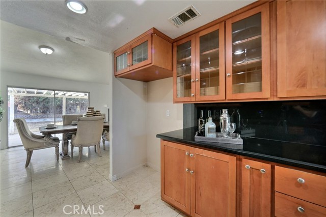 Detail Gallery Image 16 of 27 For 25252 Delphinium Ave, Moreno Valley,  CA 92553 - 4 Beds | 2 Baths