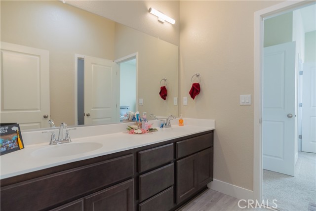 Detail Gallery Image 43 of 50 For 2374 Paramount Ln, Manteca,  CA 95337 - 3 Beds | 2/1 Baths