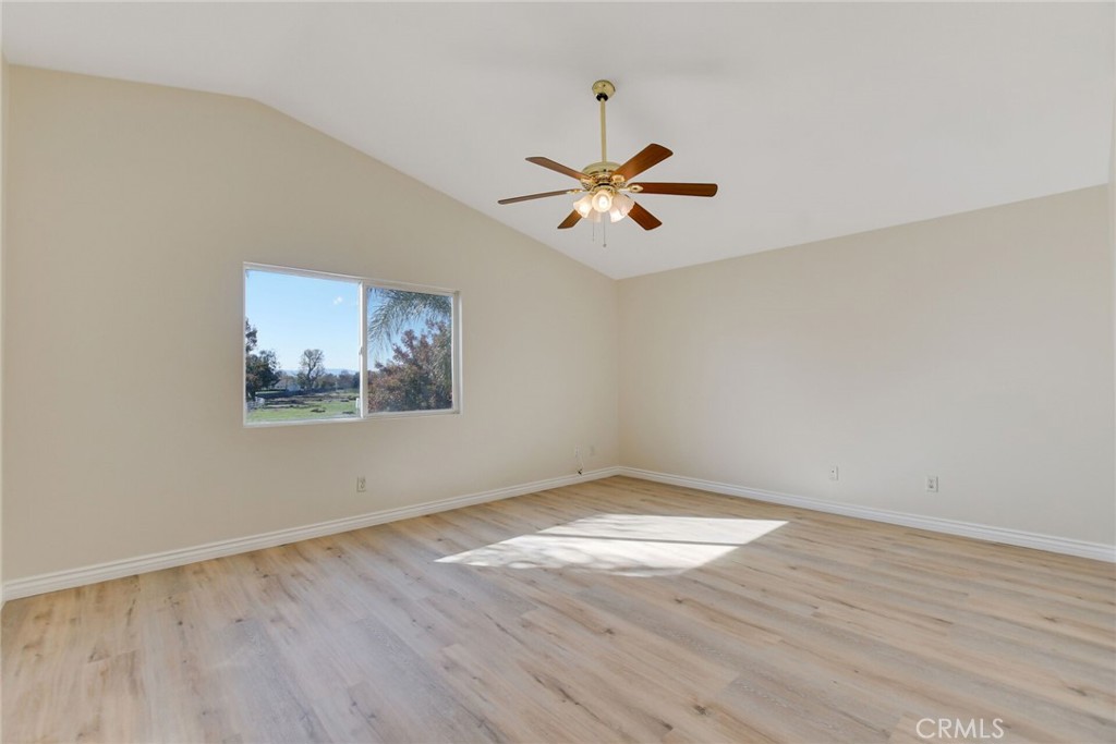 MLS #IV25270136 image #32