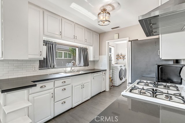 Detail Gallery Image 15 of 41 For 13627 De Alcala, La Mirada,  CA 90638 - 3 Beds | 2 Baths